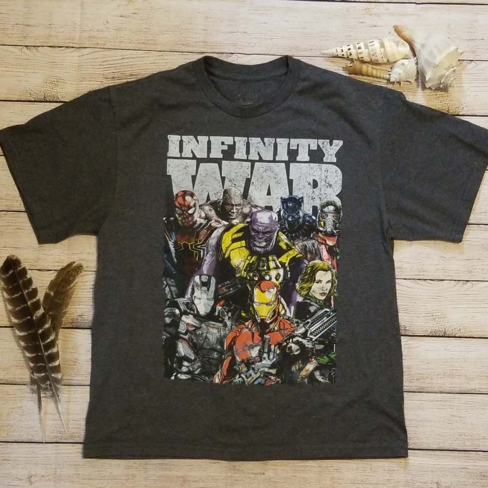 Boys infinity war shirt xl